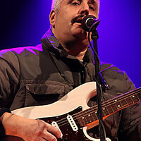 Immagine di Pino Daniele. Scopri i significati delle canzoni.